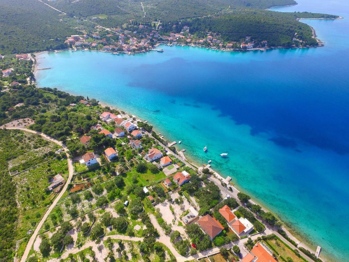 Holiday Home Lovište Kültér fotó