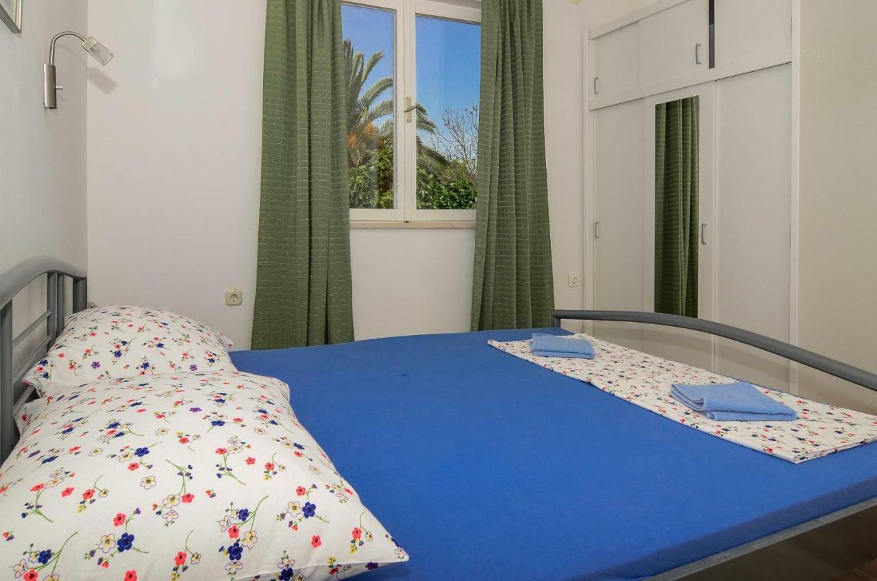 Holiday Home Lovište Kültér fotó