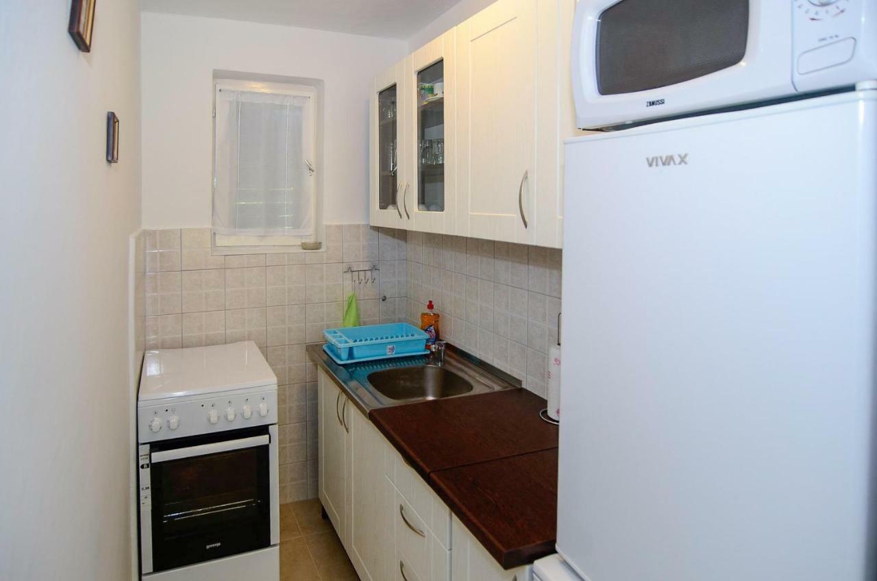 Holiday Home Lovište Kültér fotó